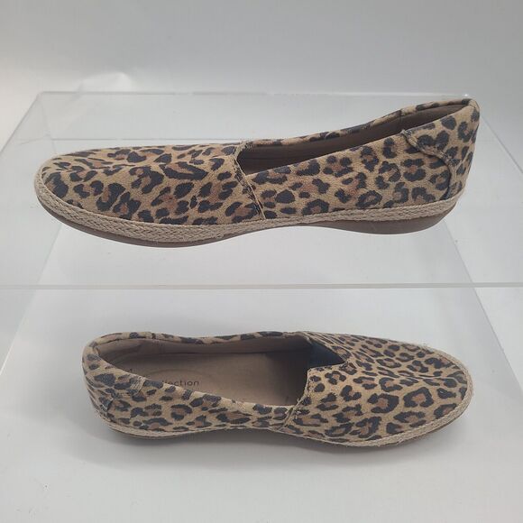 Clarks Collection Slip-On Size 8.5M Leopard Print Loafer Suede Espadrille Shoes - Picture 3 of 8
